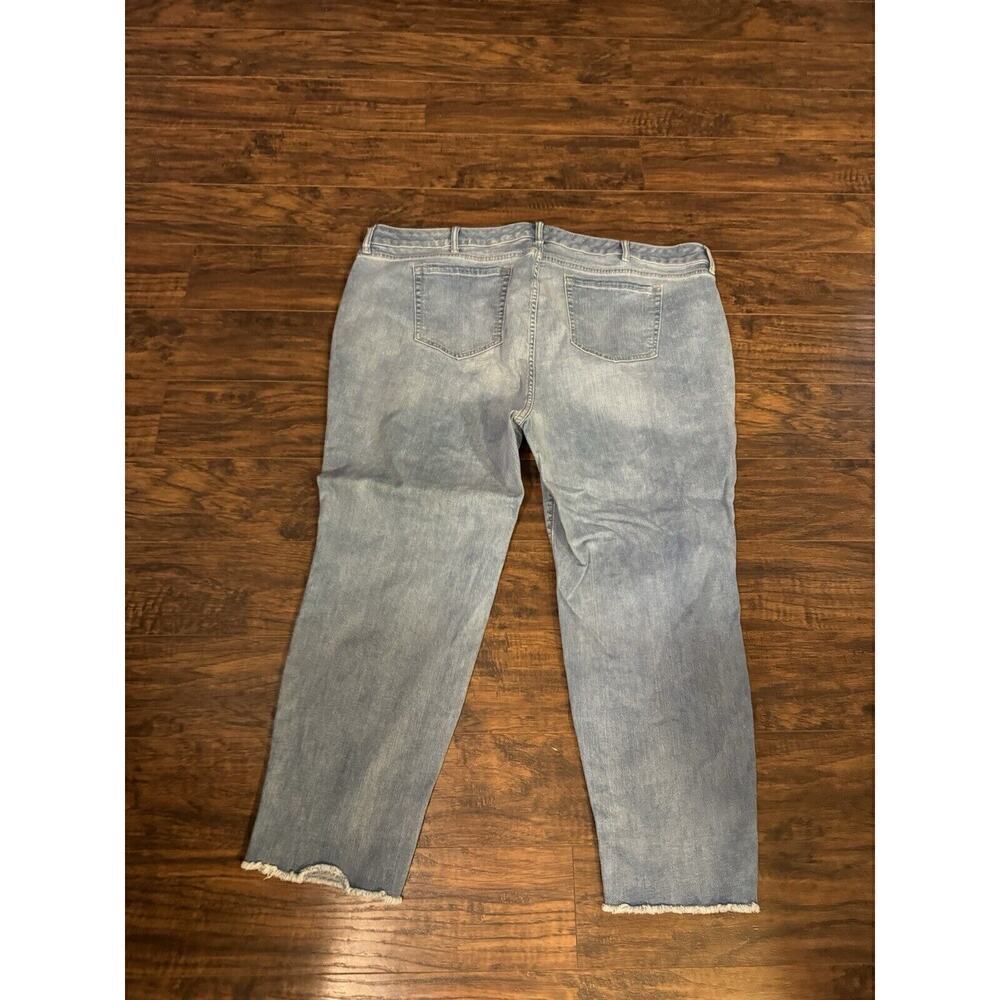 TORRID MID-RISE VINTAGE STRETCH CROP BOYFRIEND JEANS PLUS SIZE 26